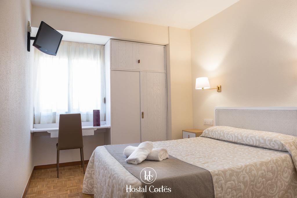 Hostal Cortes Куэнка Экстерьер фото