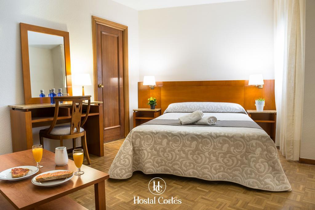 Hostal Cortes Куэнка Экстерьер фото