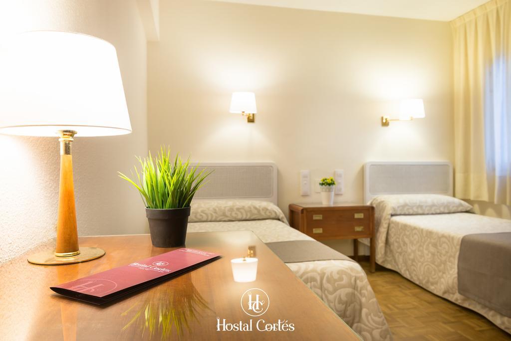 Hostal Cortes Куэнка Экстерьер фото