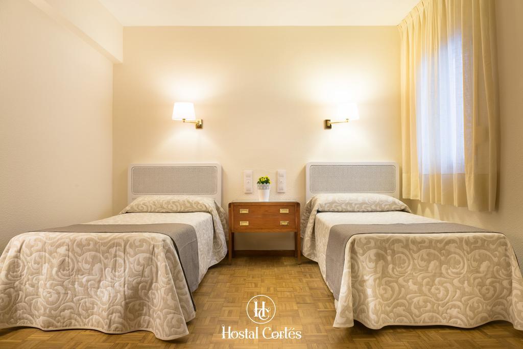 Hostal Cortes Куэнка Экстерьер фото