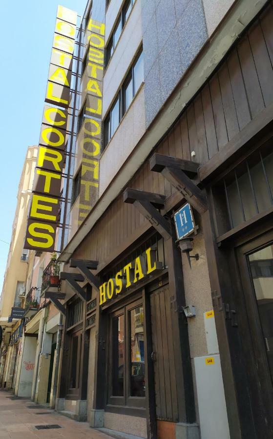 Hostal Cortes Куэнка Экстерьер фото