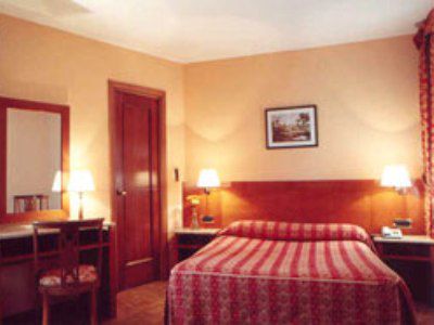 Hostal Cortes Куэнка Экстерьер фото